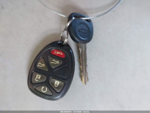 Chevrolet Suburban 1500 Lt1 Image 3