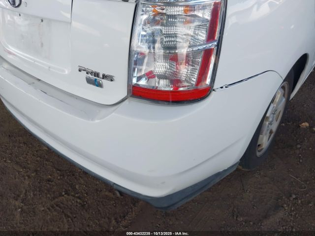 Toyota Prius Image 2