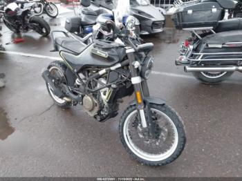  Salvage Husqvarna SVARTPILEN 401