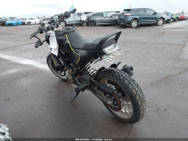 Husqvarna SVARTPILEN 401 Image 9