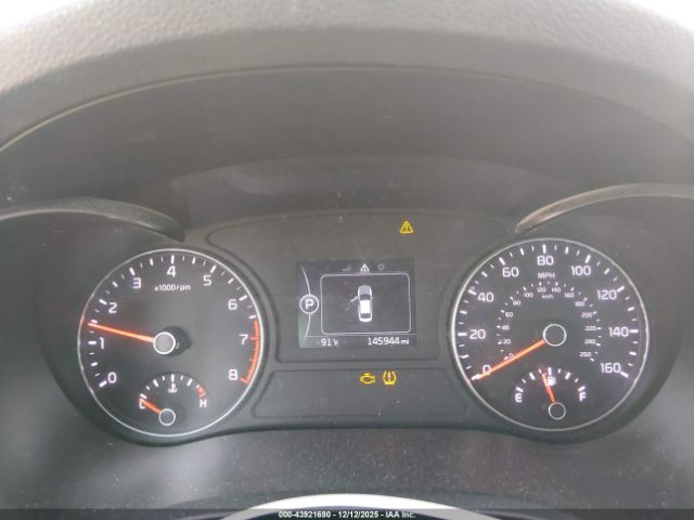 Kia Optima Lx Image 9