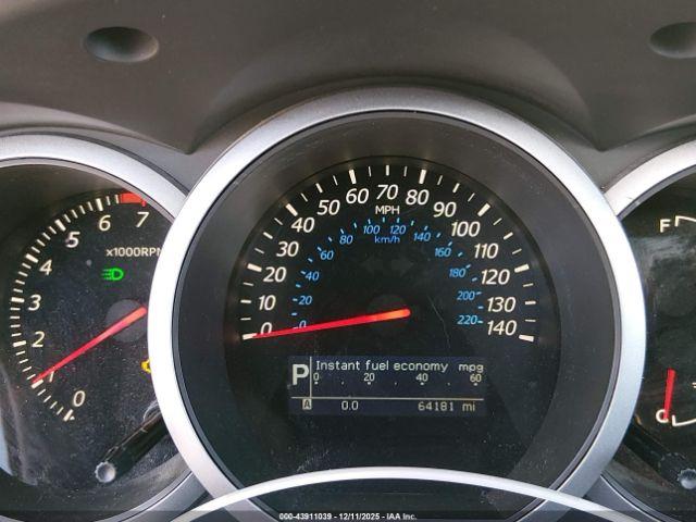 Suzuki Grand Vitara Luxury V6 Image 8