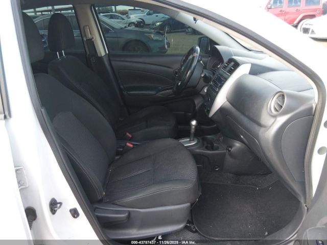 Nissan Versa 1.6 Sv Image 3