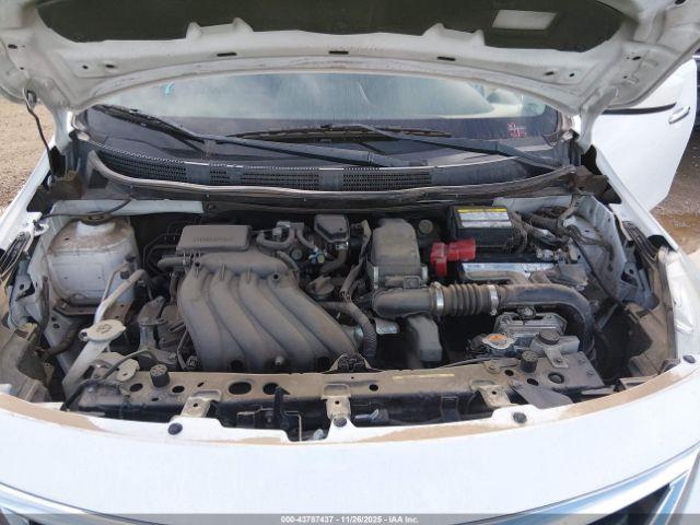 Nissan Versa 1.6 Sv Image 9