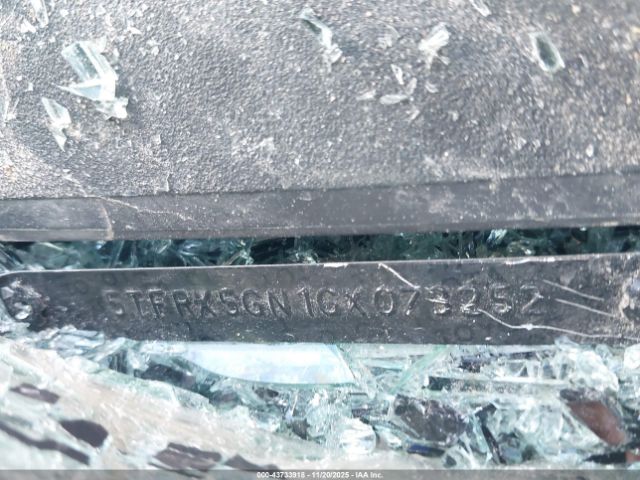 Toyota Tacoma Sr Image 16