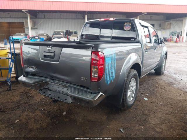 Nissan Frontier Sv Image 11