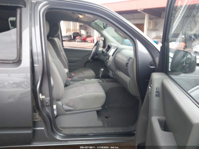 Nissan Frontier Sv Image 7