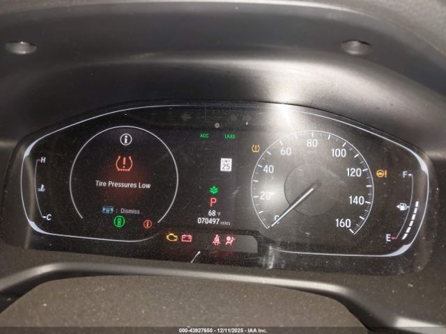 Honda Accord Touring 2.0t Image 11