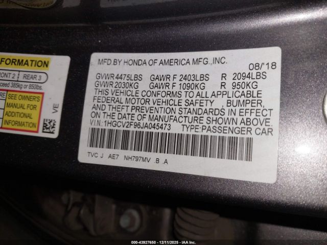 Honda Accord Touring 2.0t Image 15