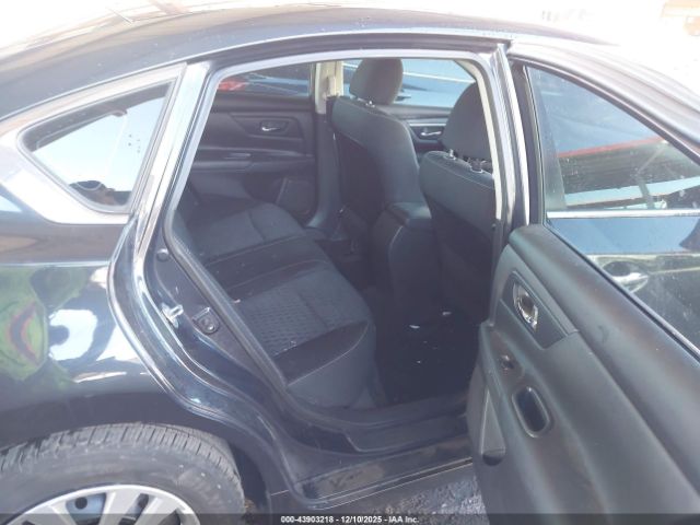 Nissan Altima 2.5 S Image 6