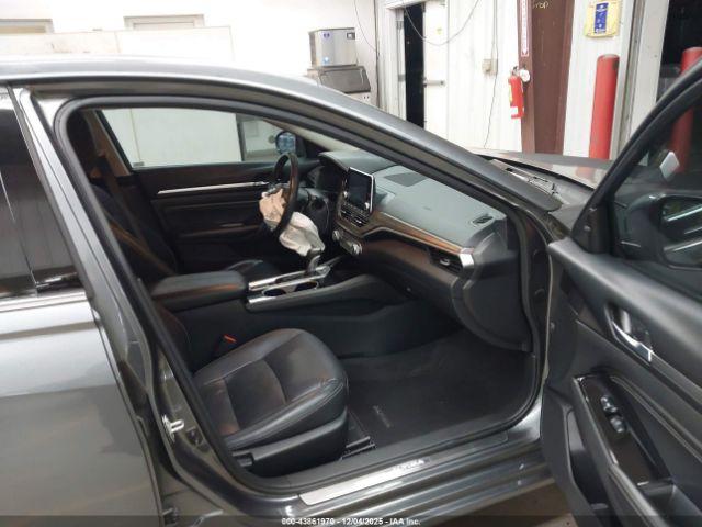 Nissan Altima 2.5 Sl Image 3