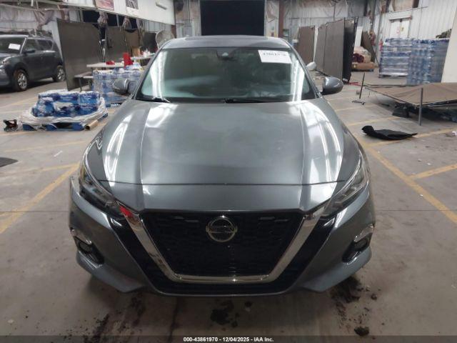 Nissan Altima 2.5 Sl Image 12