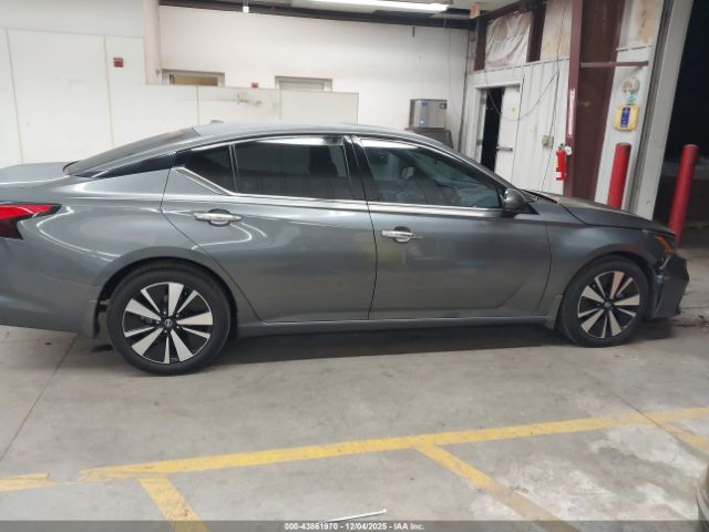 Nissan Altima 2.5 Sl Image 16