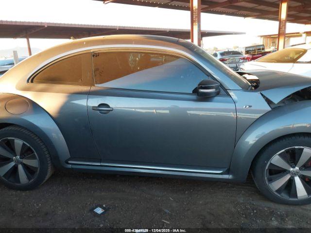 Volkswagen Beetle 2.0t R-line Image 10