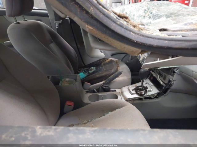 Toyota Corolla Le Image 5