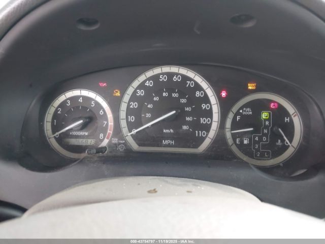 Toyota Sienna Le Image 10