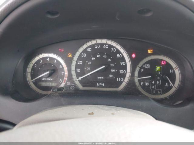 Toyota Sienna Le Image 10