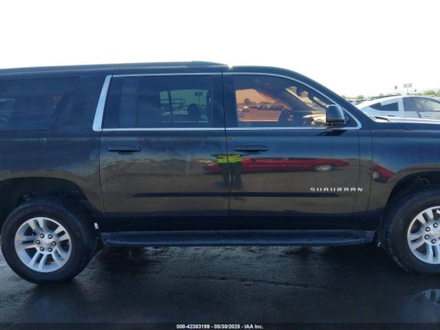 Chevrolet Suburban Lt Image 4