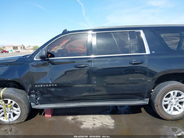 Chevrolet Suburban Lt Image 2