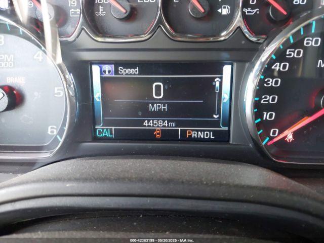 Chevrolet Suburban Lt Image 15