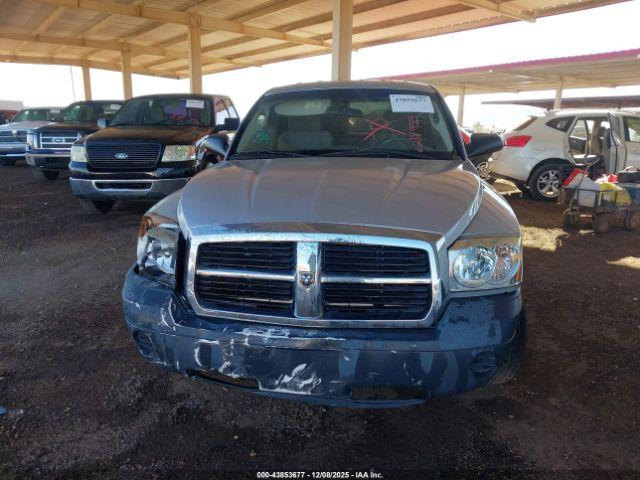 Dodge Dakota St Image 8