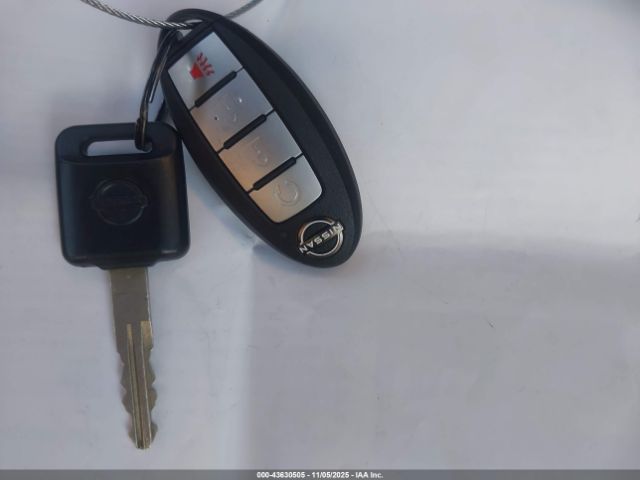 Nissan Frontier Pro-x 4x2 Image 8