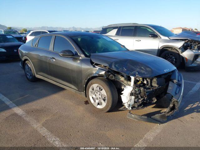  Salvage Kia K4