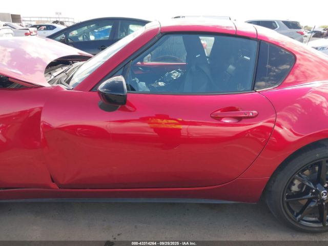 Mazda MX-5 Miata RF Club Image 12