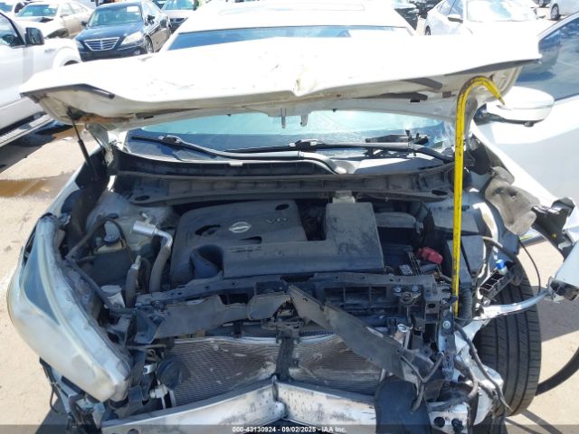 Nissan Murano Platinum Image 6