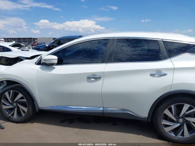 Nissan Murano Platinum Image 15