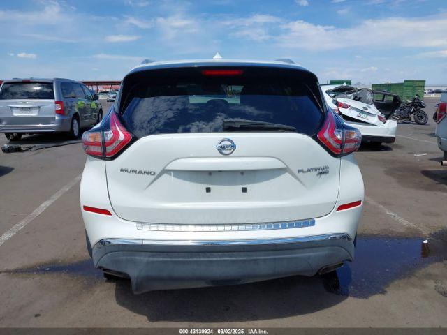 Nissan Murano Platinum Image 14