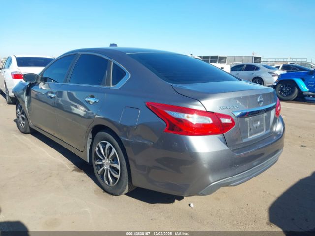 Nissan Altima 2.5 S Image 4