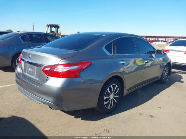 Nissan Altima 2.5 S Image 12