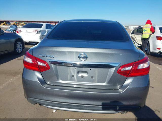 Nissan Altima 2.5 S Image 15
