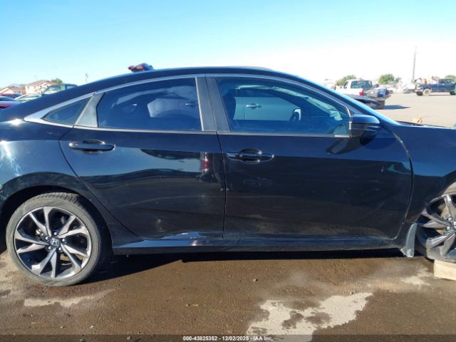 Honda Civic Sport Image 12