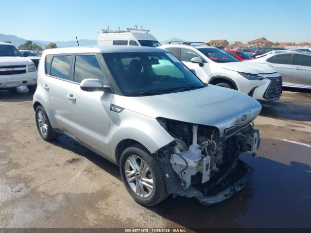 Kia Soul Image 1