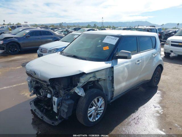 Kia Soul Image 3