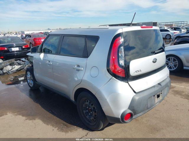 Kia Soul Image 2