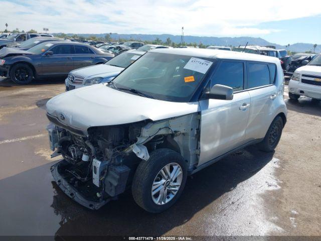 Kia Soul Image 13