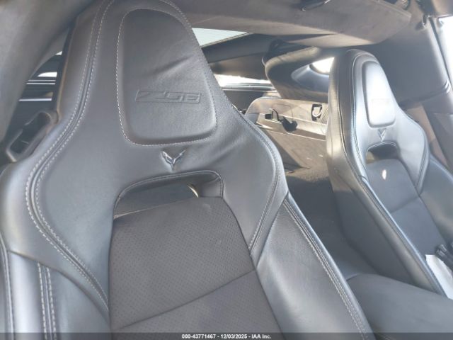 Chevrolet Corvette Z06 Image 10