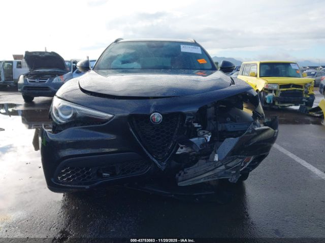Alfa Romeo Stelvio Rwd Image 4