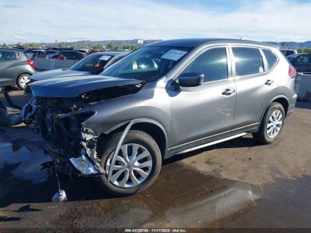 Nissan Rogue S Fwd Image 12