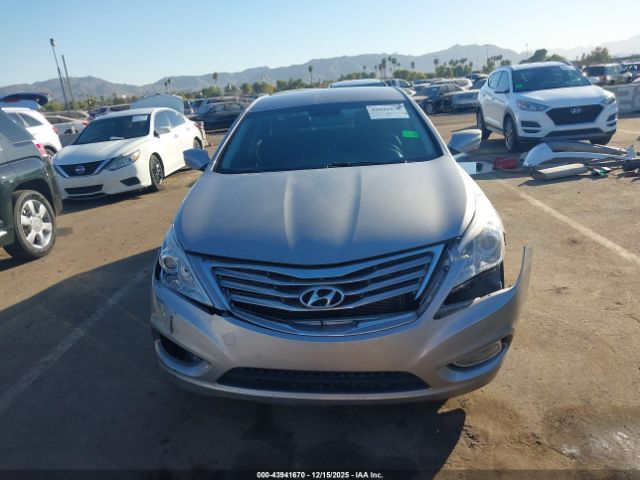 Hyundai Azera Image 12