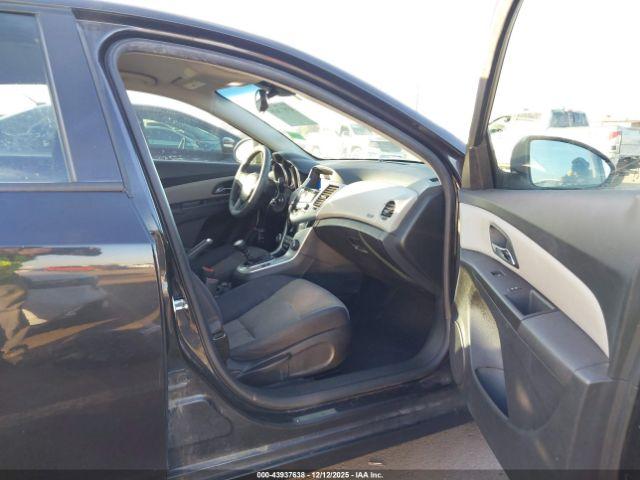 Chevrolet Cruze Ls Manual Image 4