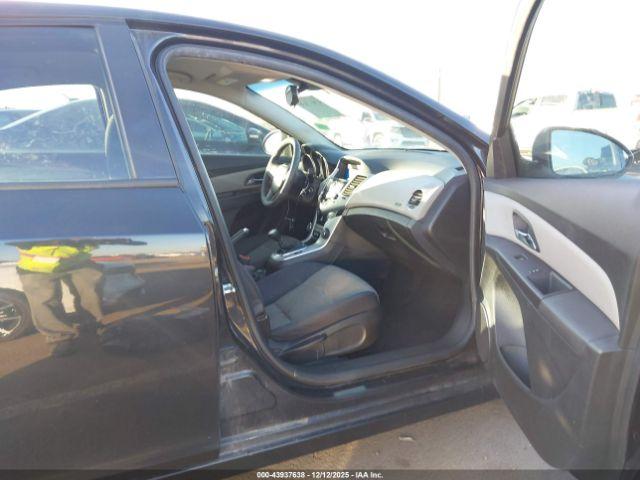 Chevrolet Cruze Ls Manual Image 9