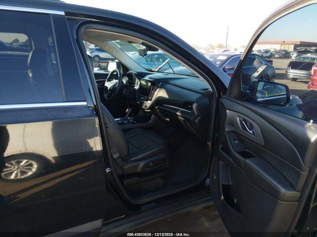 Chevrolet Traverse 3lt Image 3