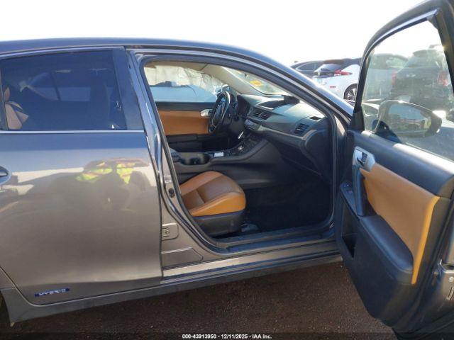 Lexus Ct Premium Image 13