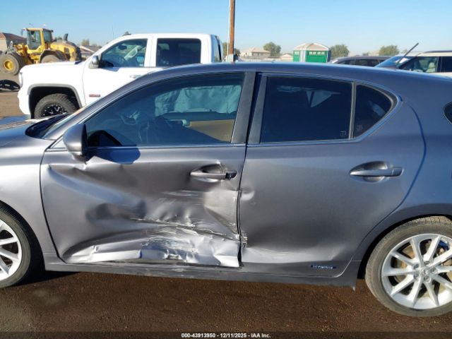 Lexus Ct Premium Image 4