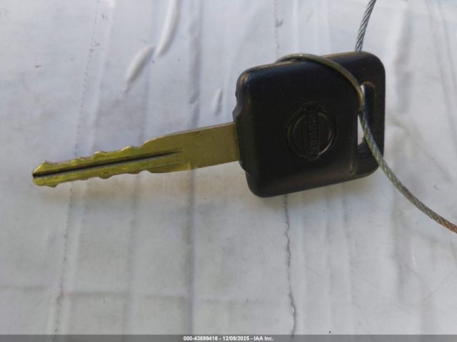 Nissan Versa 1.6 S+ Image 15