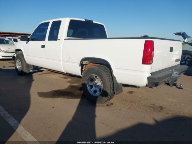 Chevrolet K1500 Fleetside Image 2